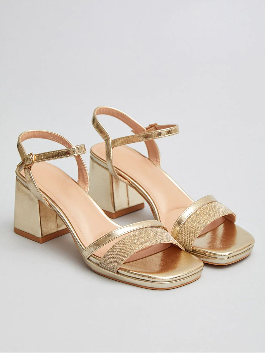 Sandalias doradas para fiesta con tacón bajo y mini plataforma
